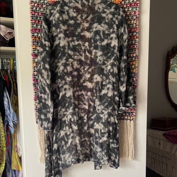 Black and White Tie-Dye Kimono Cardigan - Picture 5 of 6